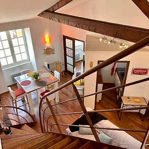  Appartement Petit Nid Cosy Au Coeur Du Puy 1 A 5 Personnes